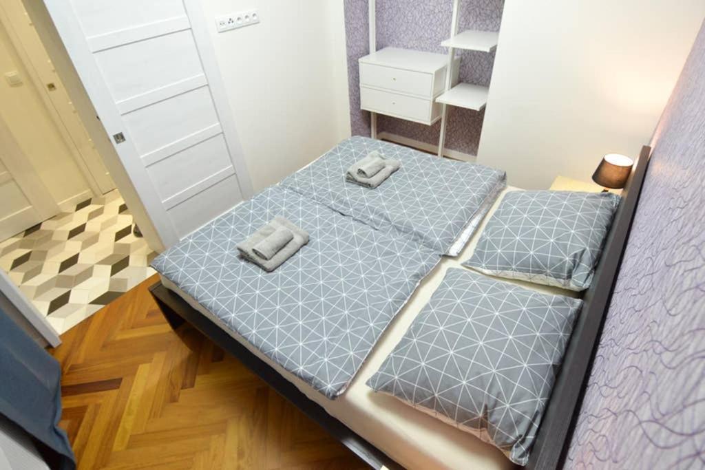 Brandly New Apartment Andel Prága Kültér fotó