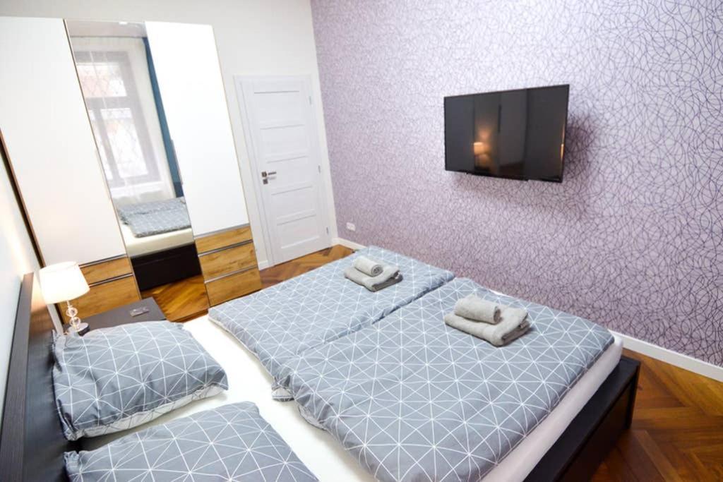 Brandly New Apartment Andel Prága Kültér fotó